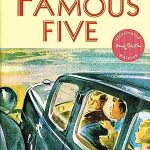 BLYTON: FAMOUS FIVE GO TO SMUGGLER'S T